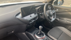 Nissan Juke 1.0 DiG-T N-Connecta 5dr Petrol Hatchback